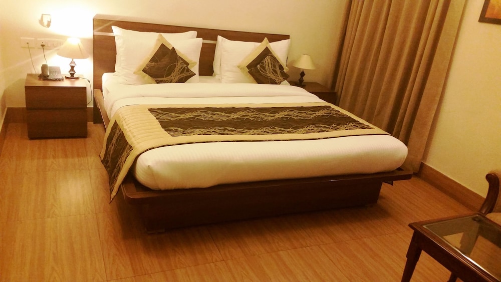 غرفة ديلوكس بسريرين منفصلين، Tavisha Villa Gurgaon 2/6