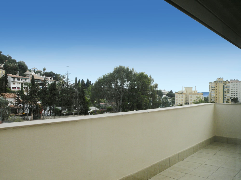 Apartamentos Dona Carmen 8/23