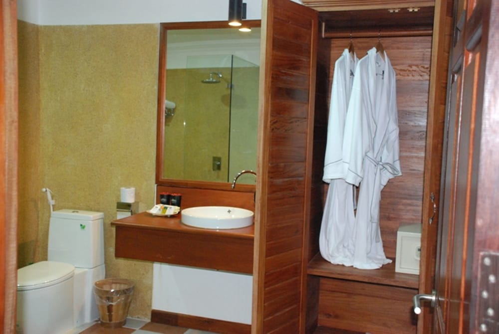 Royal Crown Hotel & Spa 29/70