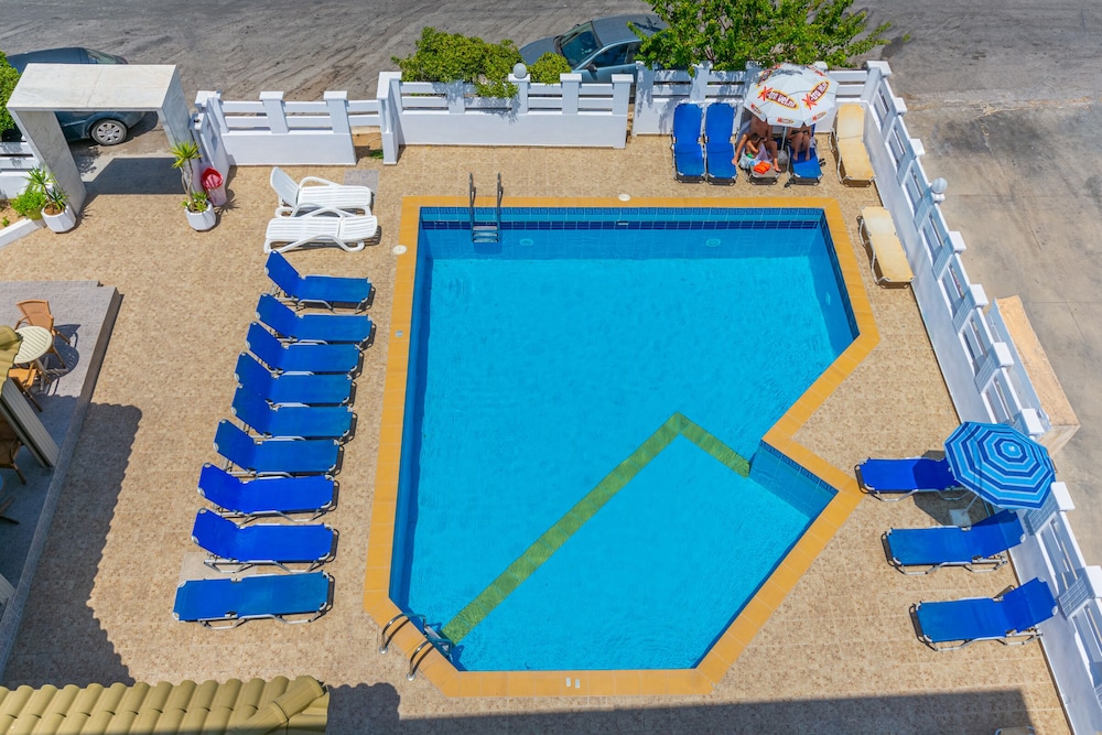 Hersonissos Sun 19/21