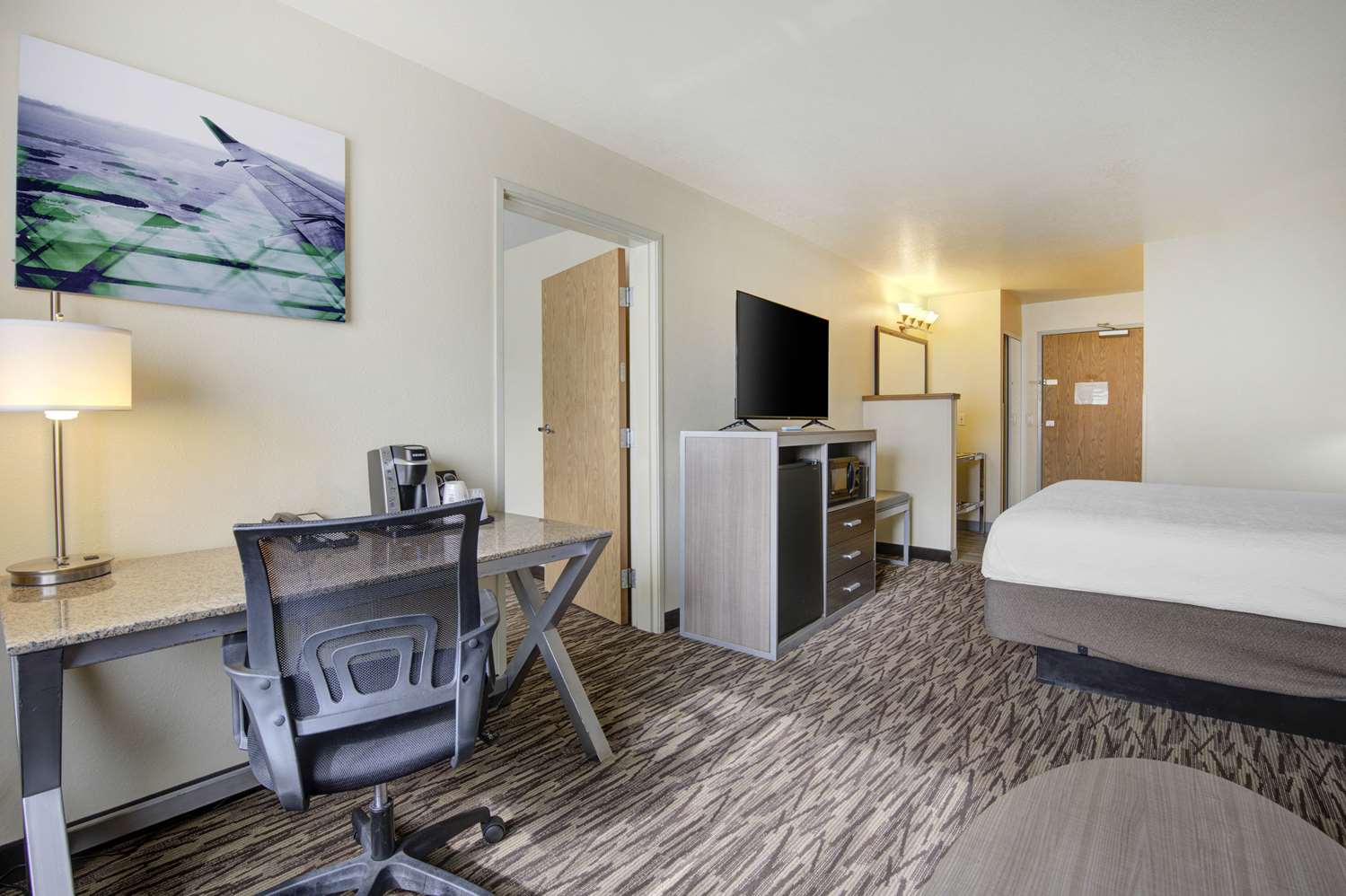 Best Western Plus Peppertree Airport Inn 15/57