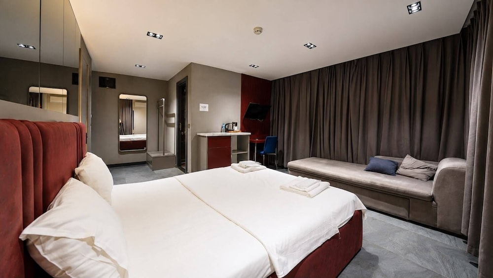 Gytha Hotel Pera 15/50