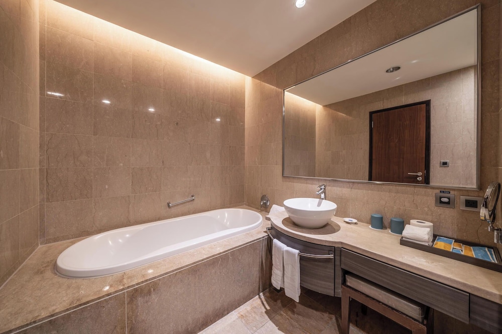 Taipung Suites 62/62