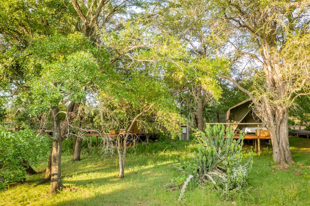 Rukiya Safari Camp 37/50