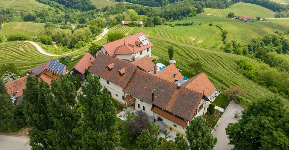 SIBON Wine & Spa Resort 61/70