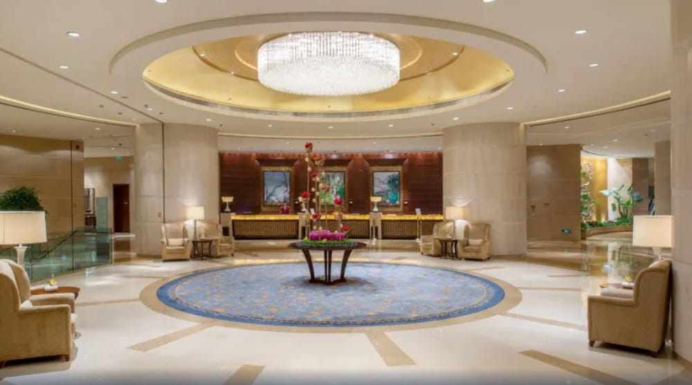 Shangri La Chengdu 8/72
