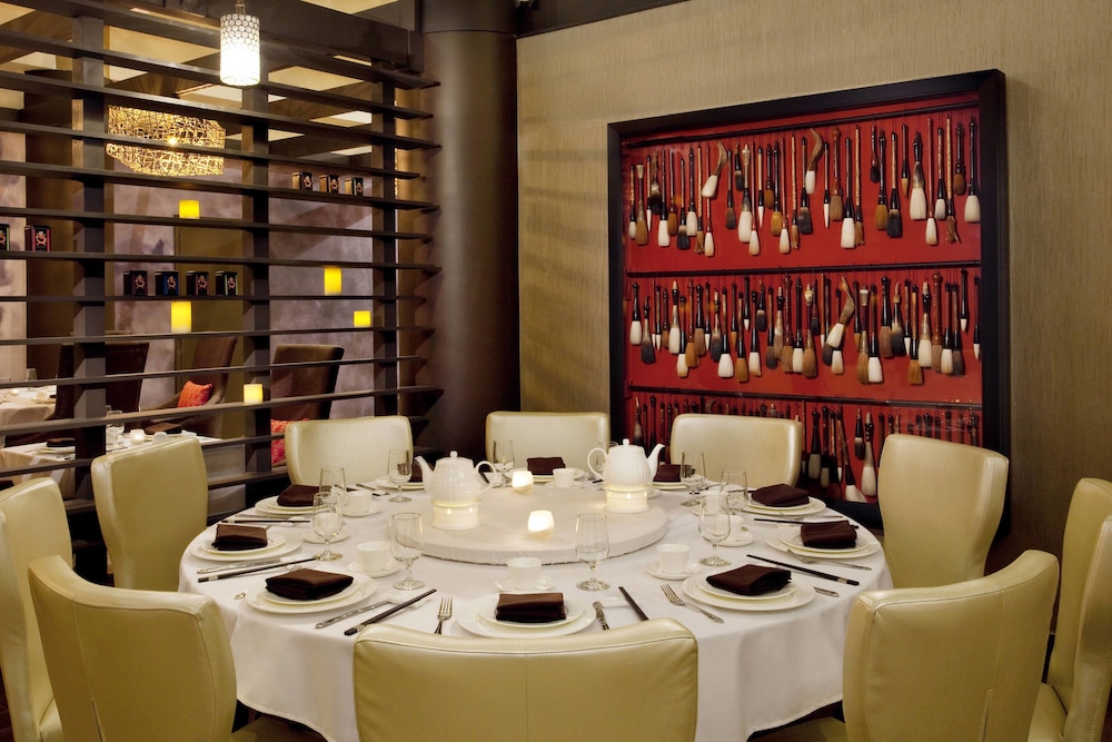 Sheraton LaGuardia East Hotel 15/27