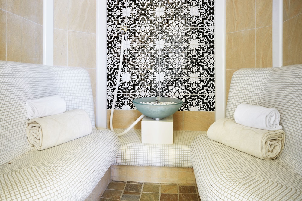 Grupotel Macarella Suites and Spa 51/51