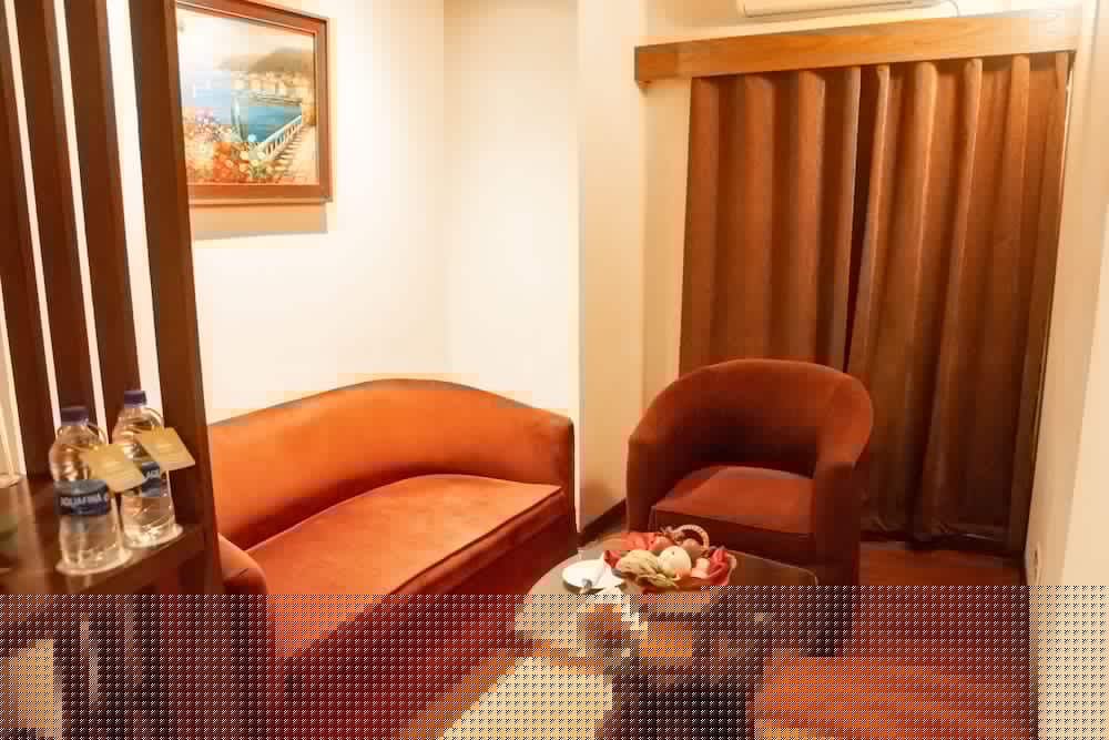 GRAND ORIENTAL HOTEL 47/60
