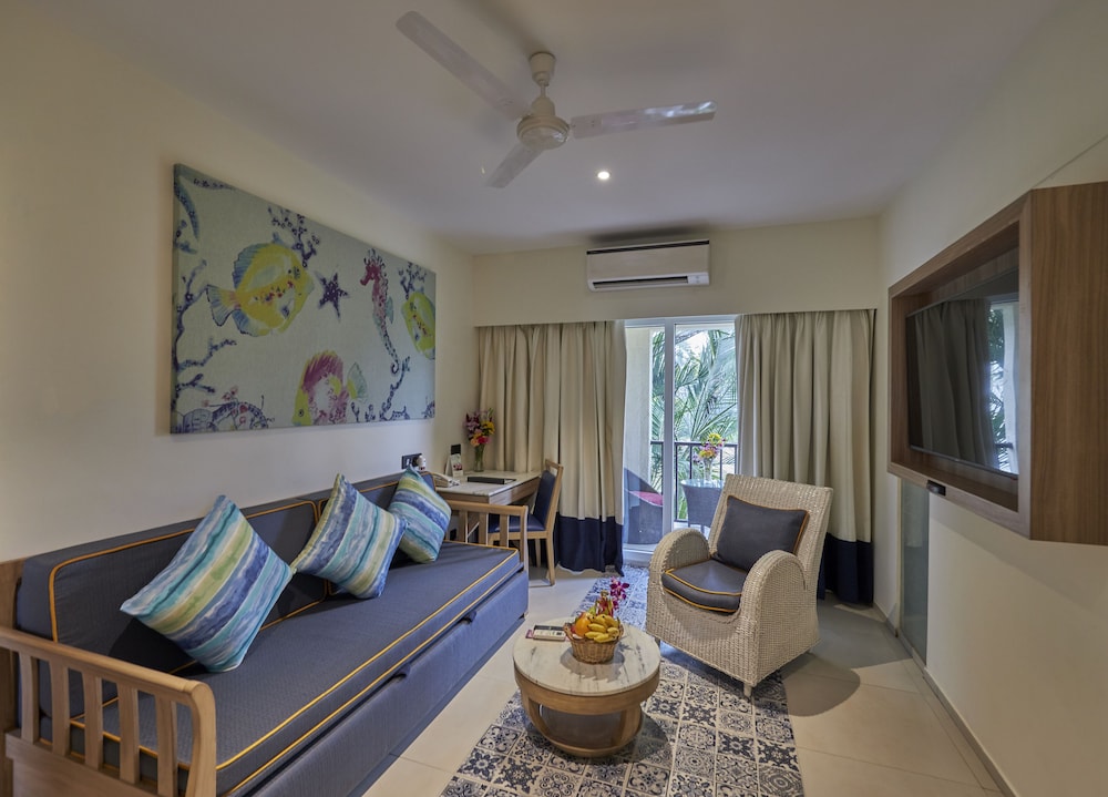 Royal Orchid Beach Resort & Spa, Goa 19/67