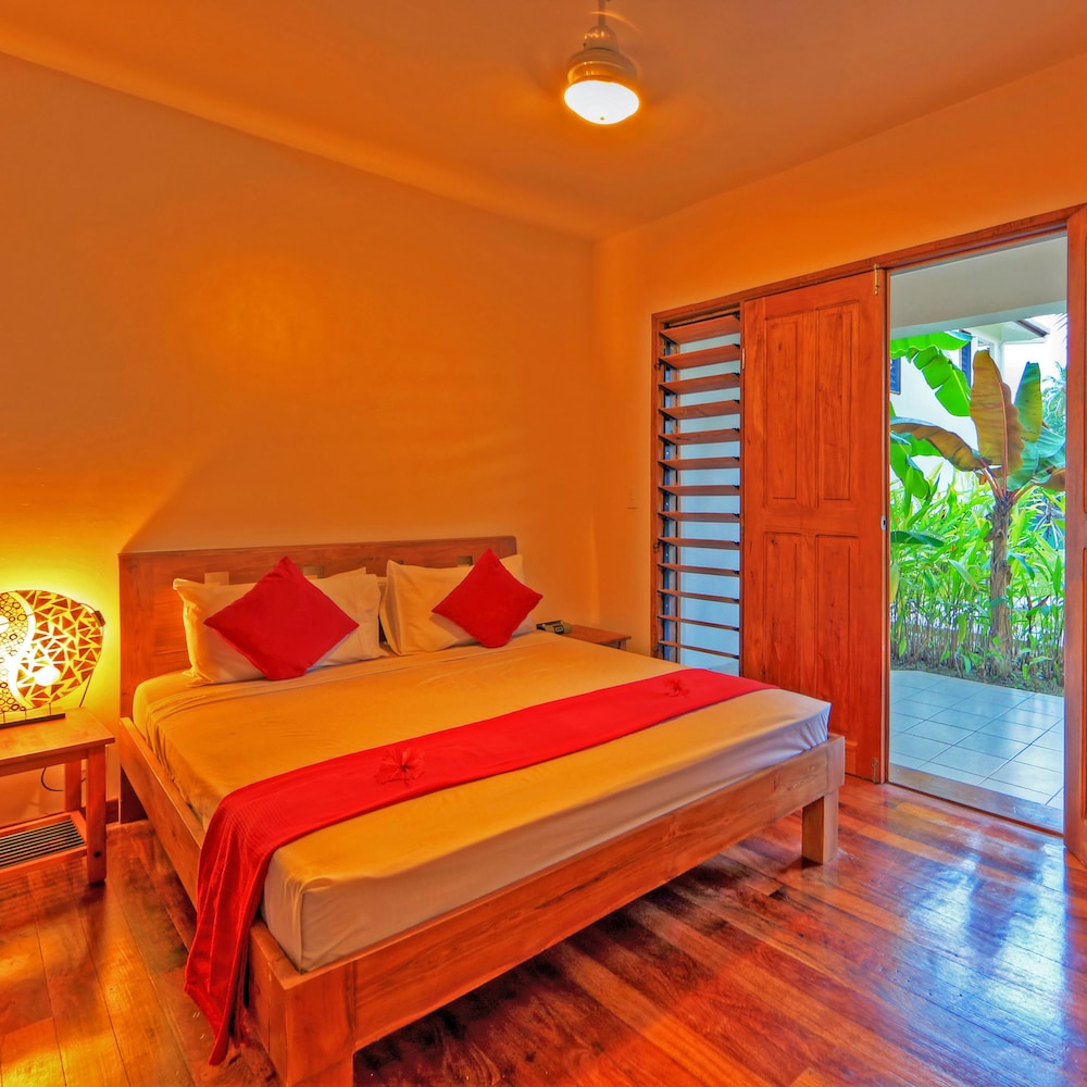 Tropicana Lagoon Resort 13/46