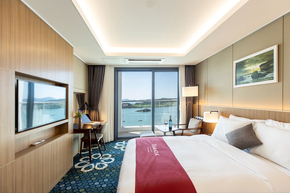 Ramada Plaza by Wyndham Dolsan Yeosu 22/64