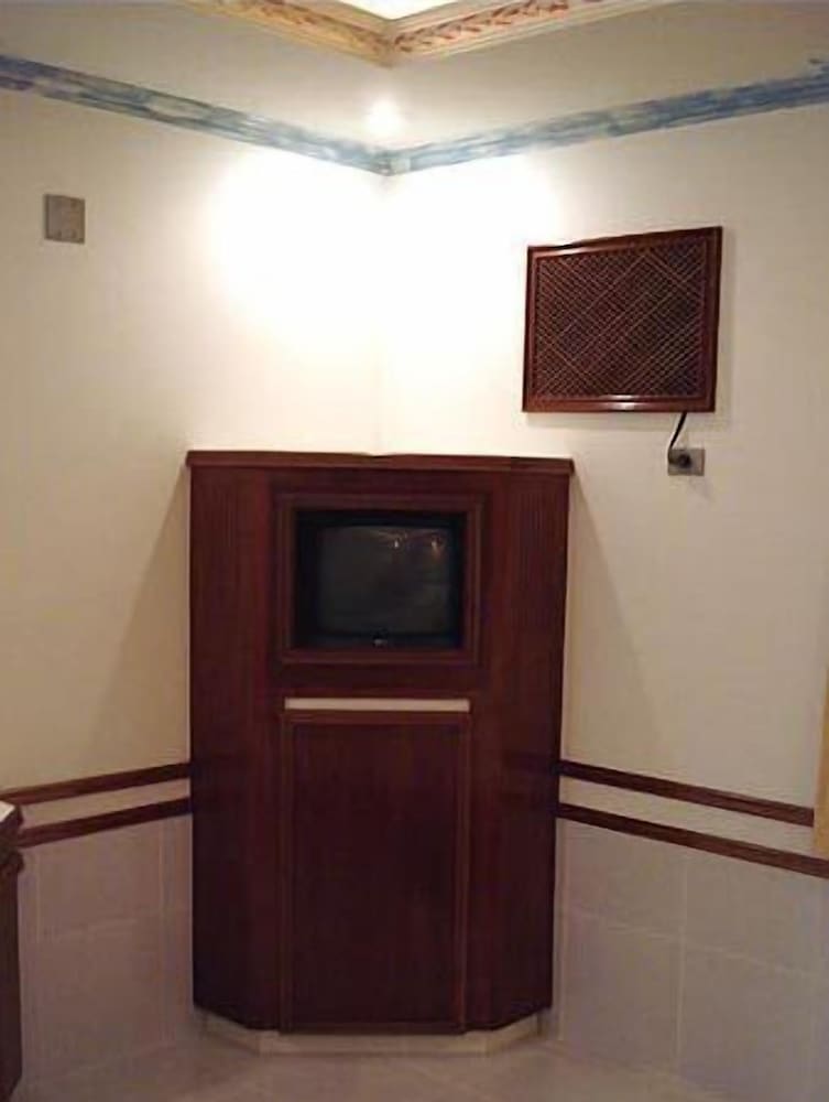 North Palace Hotel 5/37