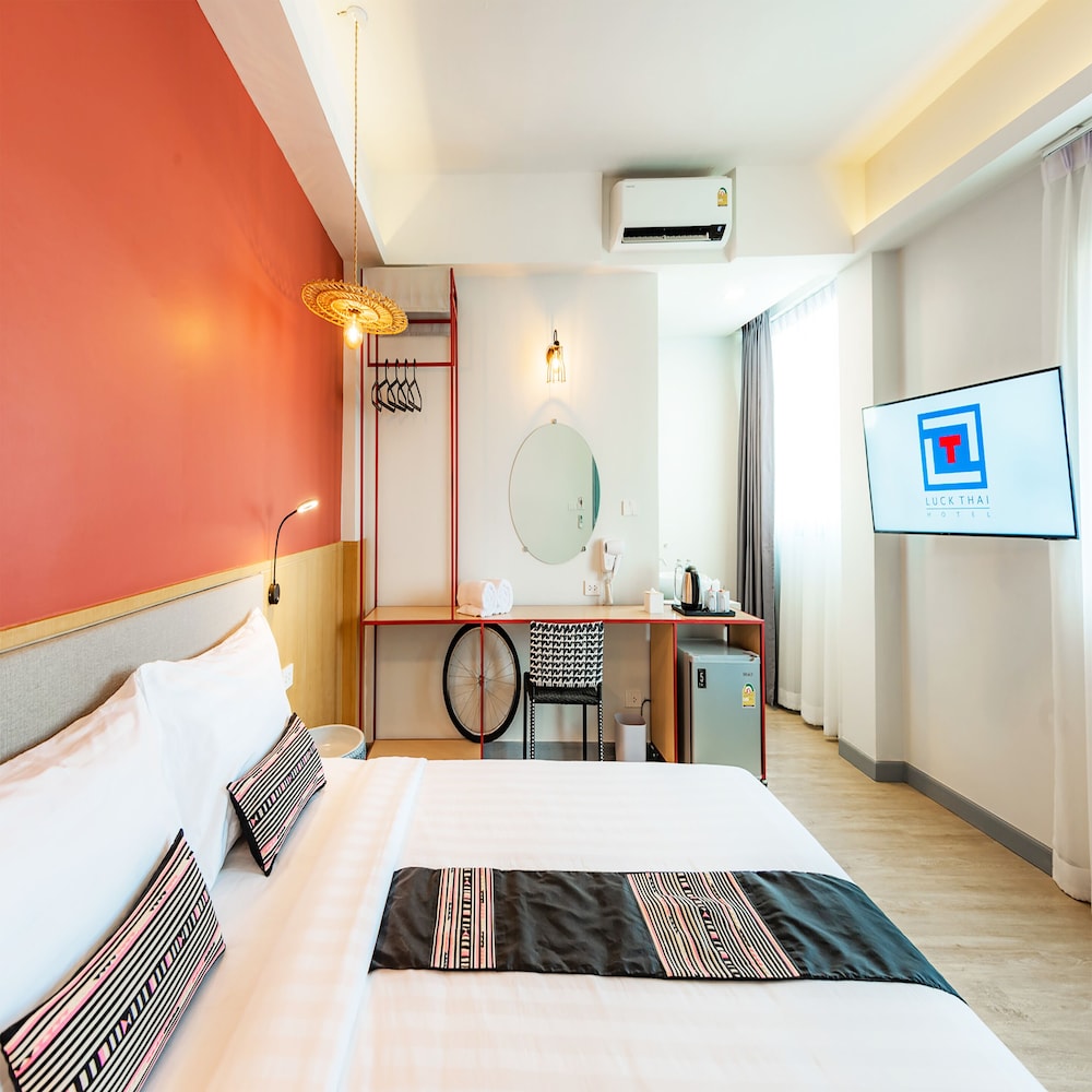 Luck Thai Hotel 11/50
