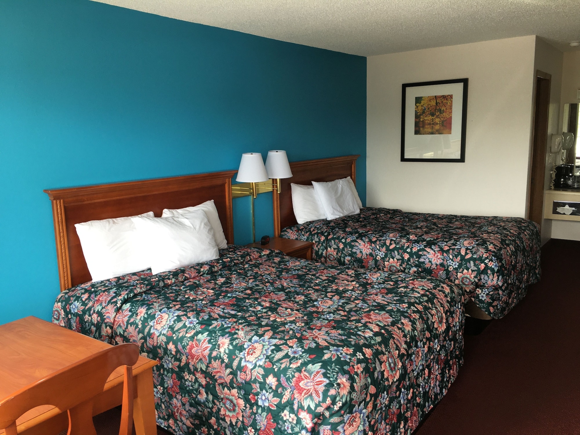 CLASSIC, 2 QUEEN BEDS