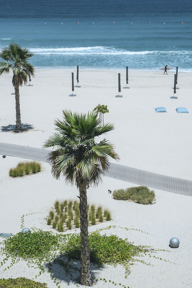 Nikki Beach Resort and Spa Dubai 78/81