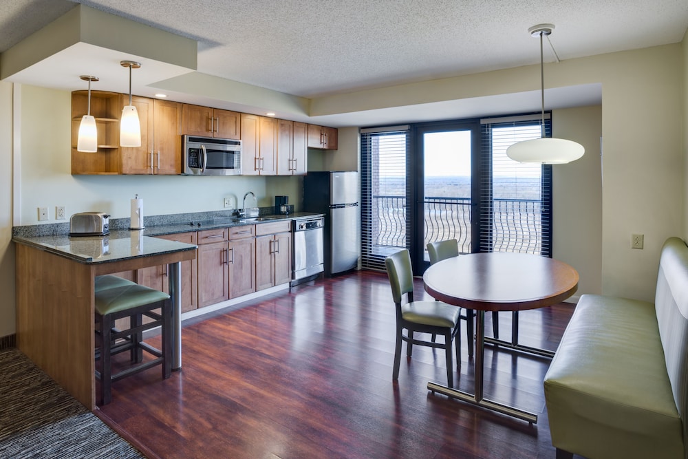 HYATT house Hartford North/Windsor 47/55