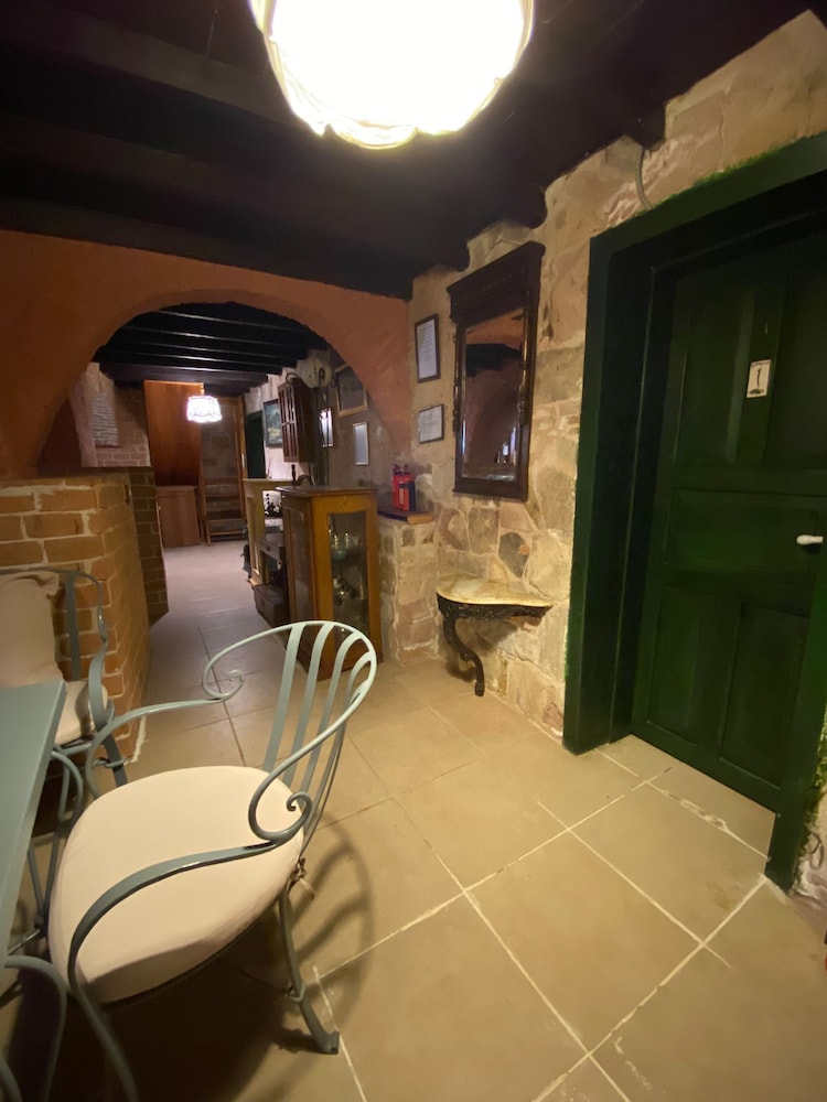 Cunda Zehra Teyzenin Evi 50/74