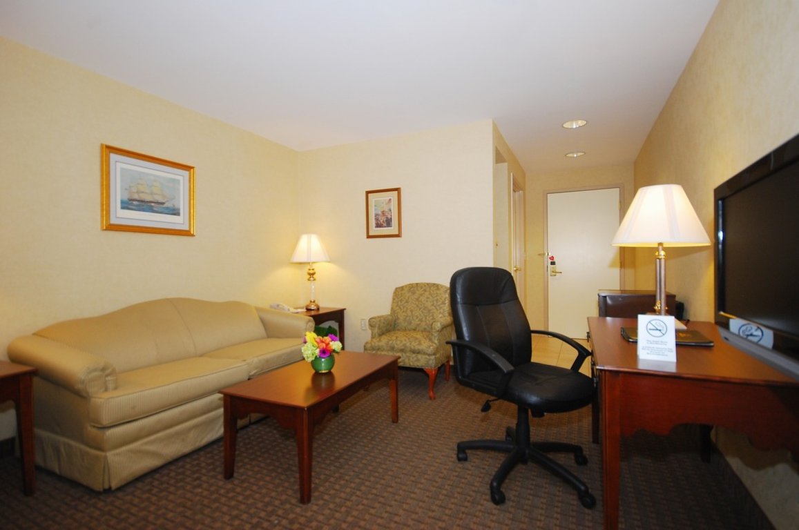 Best Western Adams Inn Quincy-Boston 32/53
