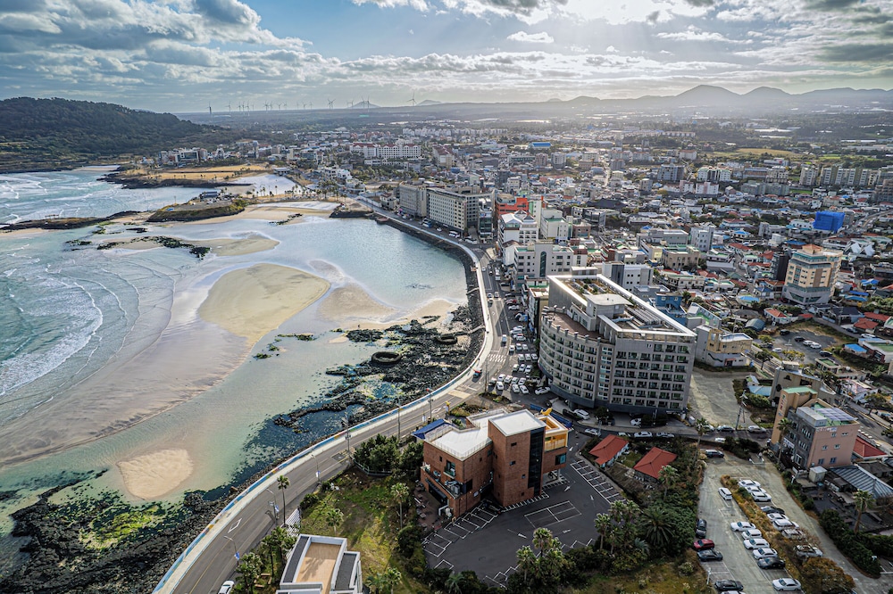 Hamdeok Beach Stay Jeju 43/56