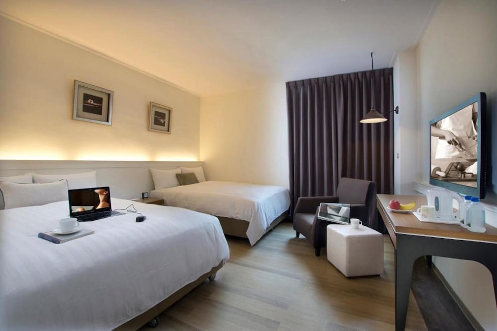53 Hotel 26/55