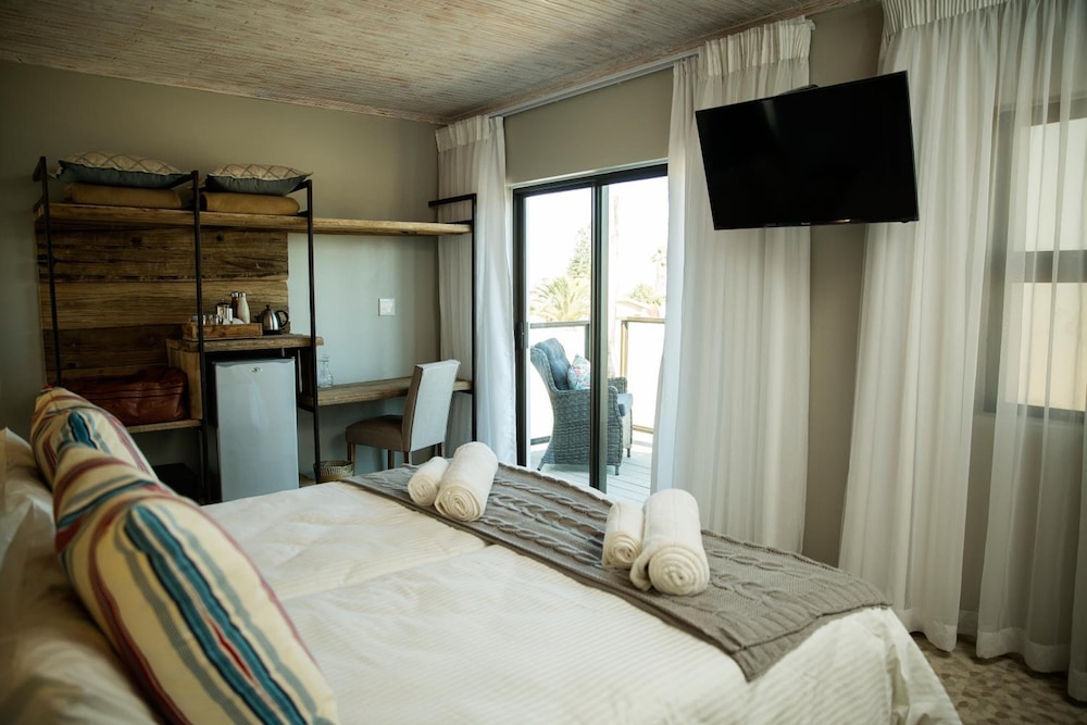 Driftwood Guesthouse 4/39