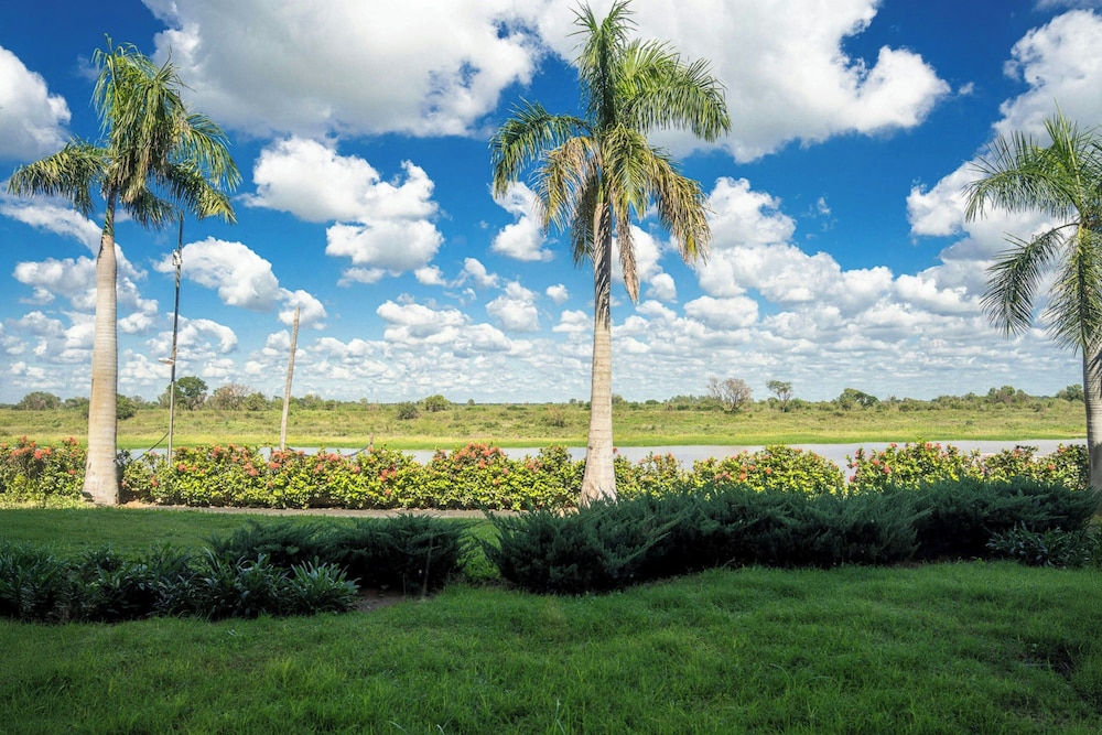 Yacht & Golf Club Paraguayo, a Tribute Portfolio Resort 59/68