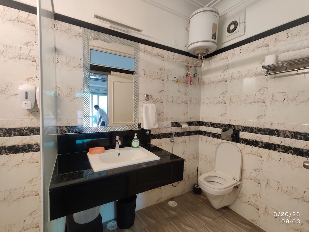 GiriSadan Homestay 49/50
