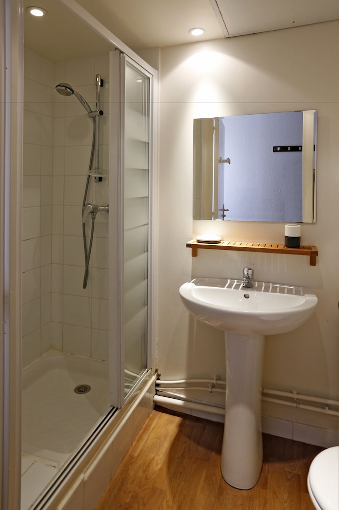 Hotel Alize Cannes 35/38
