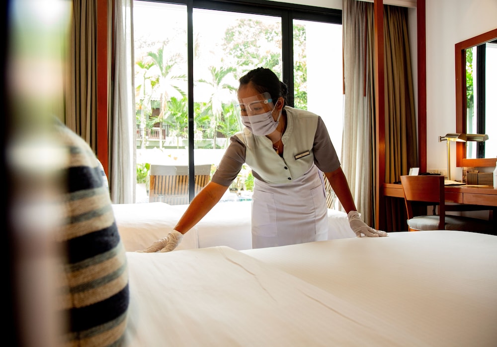Woodlands Suites Serviced Residences 10/50