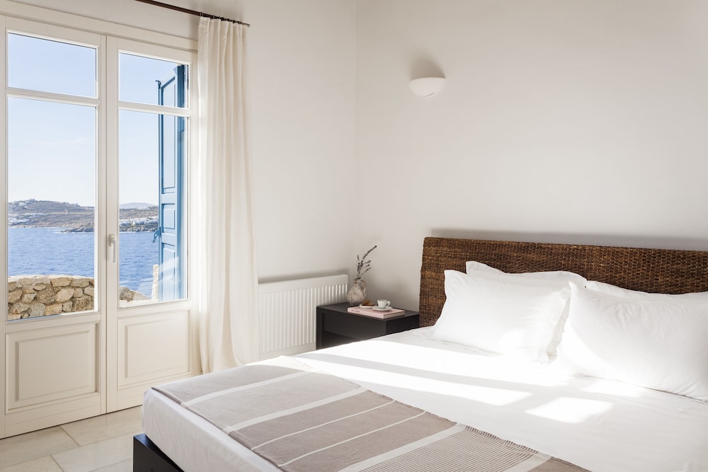 Agios Lazaros Resort 4/50