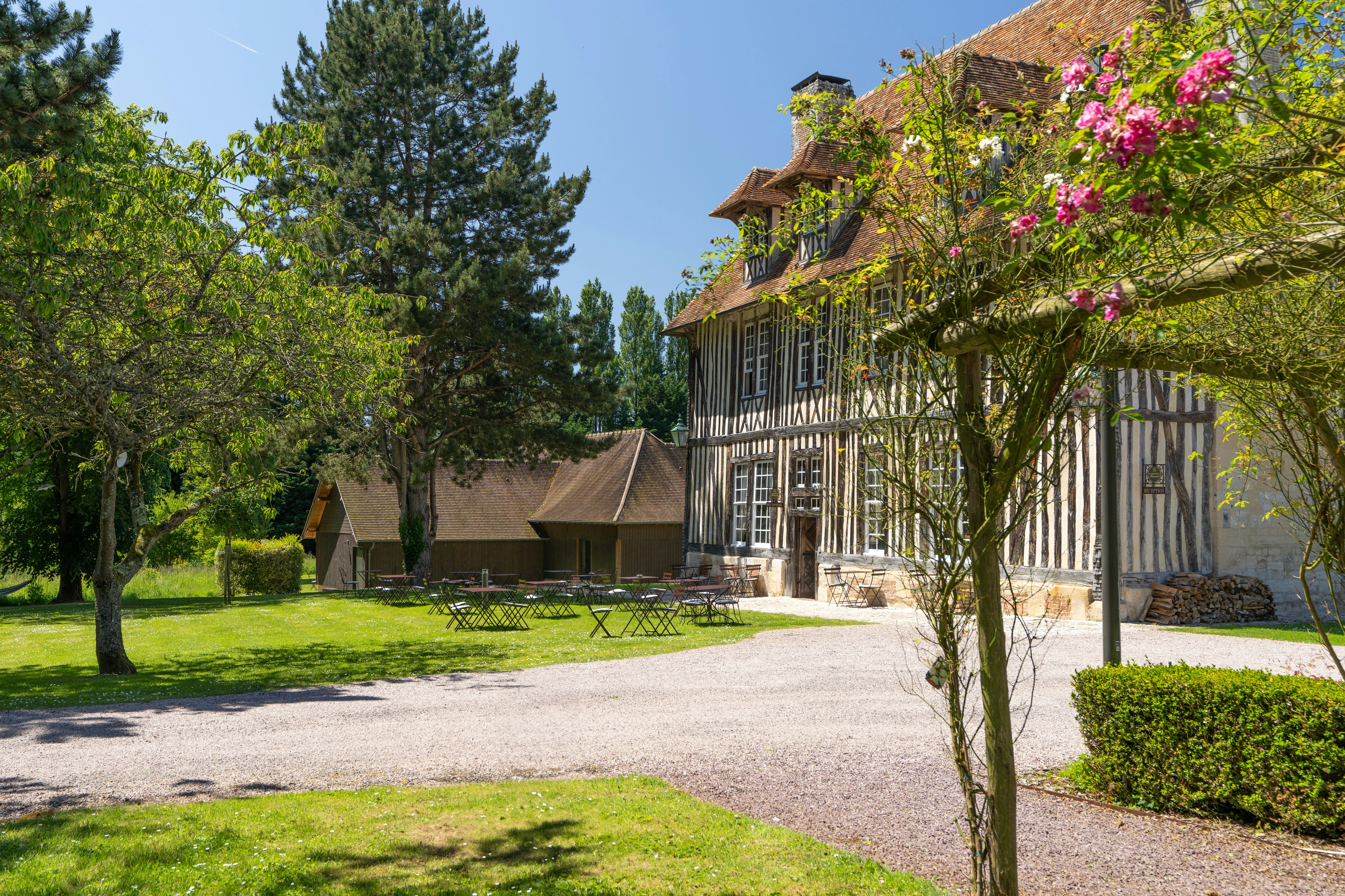 LES MANOIRS DES PORTES DE DEAUVILLE 72/79
