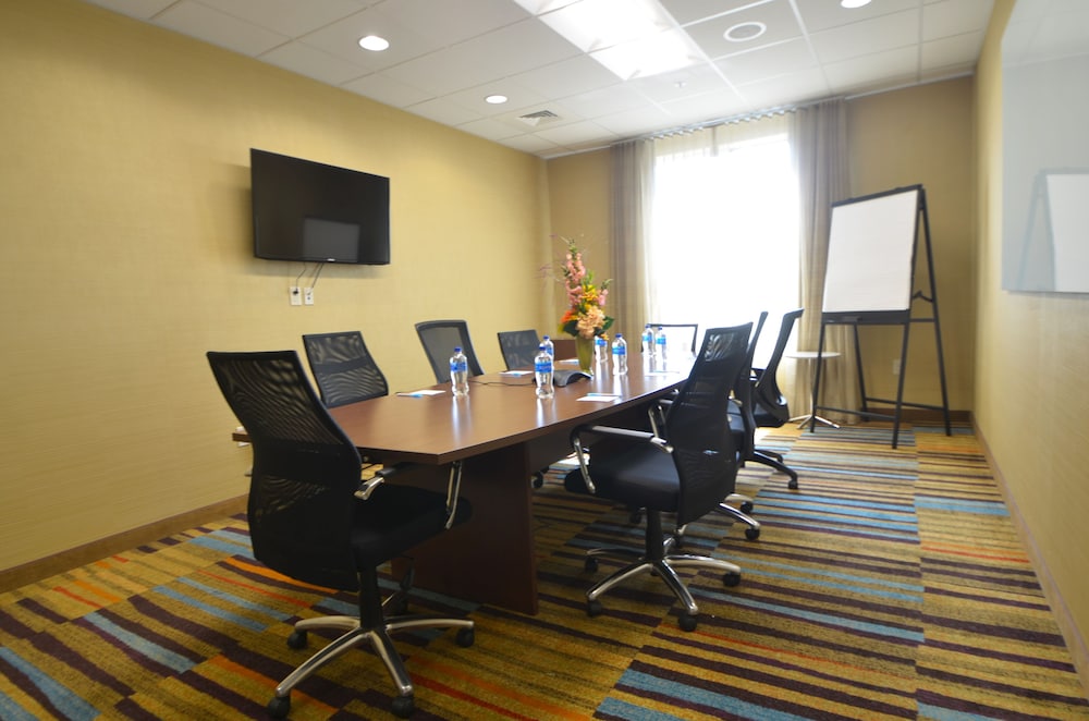 Fairfield Inn Suites By Marriott Chincoteague Island 54/67