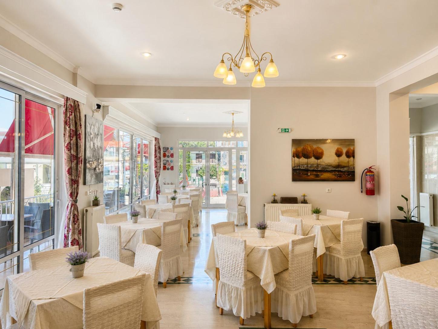 Brati Beach Hotel 43/56