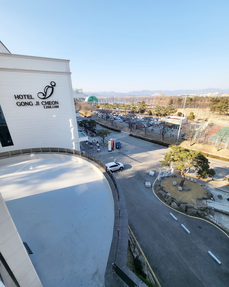 Hotel Gongjicheon 30/50