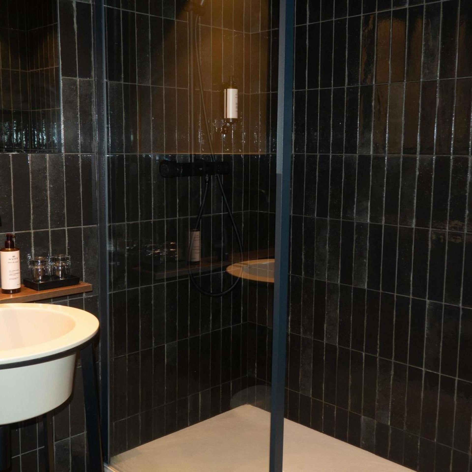 Classic, Double Bed, Side Sea View، Mercure St Malo Front de Mer Hotel 8/9