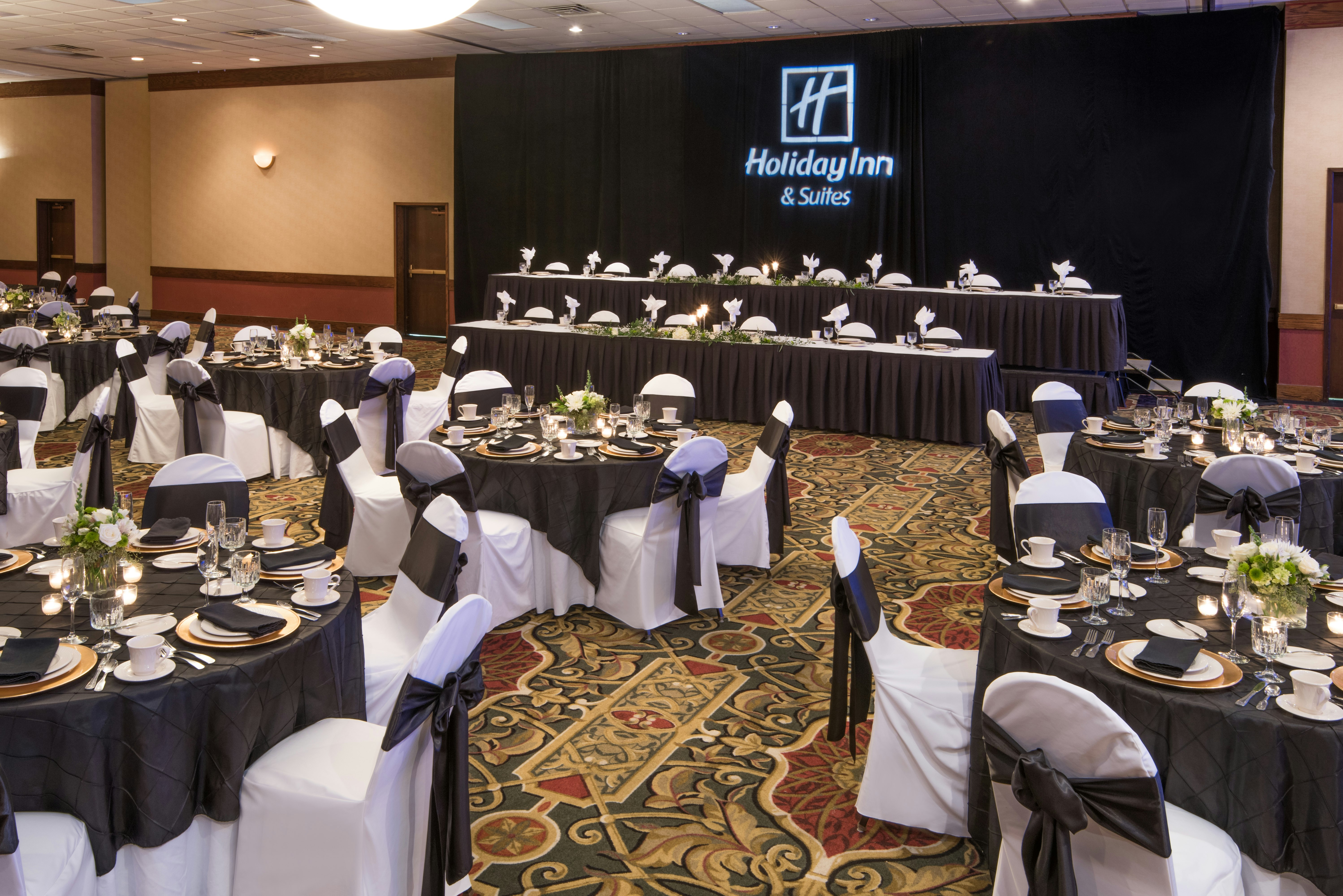 Holiday Inn Hotel and Suites Cincinnati-Eastgate(I-275e) 27/39