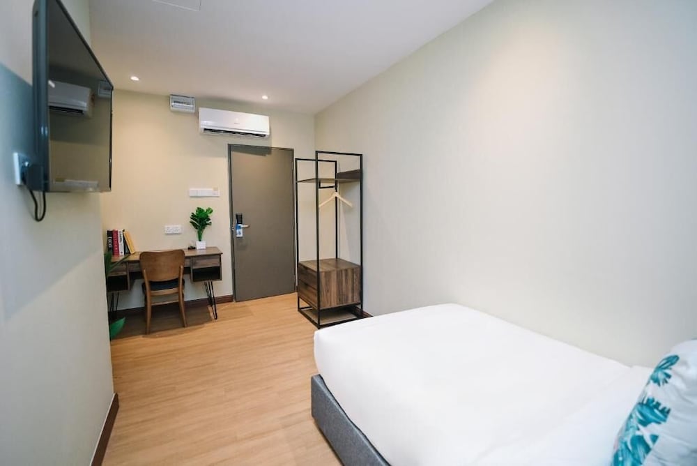Kingston Hotel 6 at Changkat Bukit Bintang 27/61