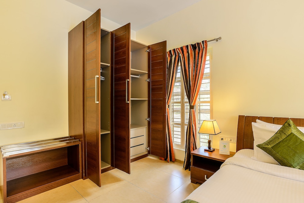 Treebo Oleander Serviced Apartments 17/30