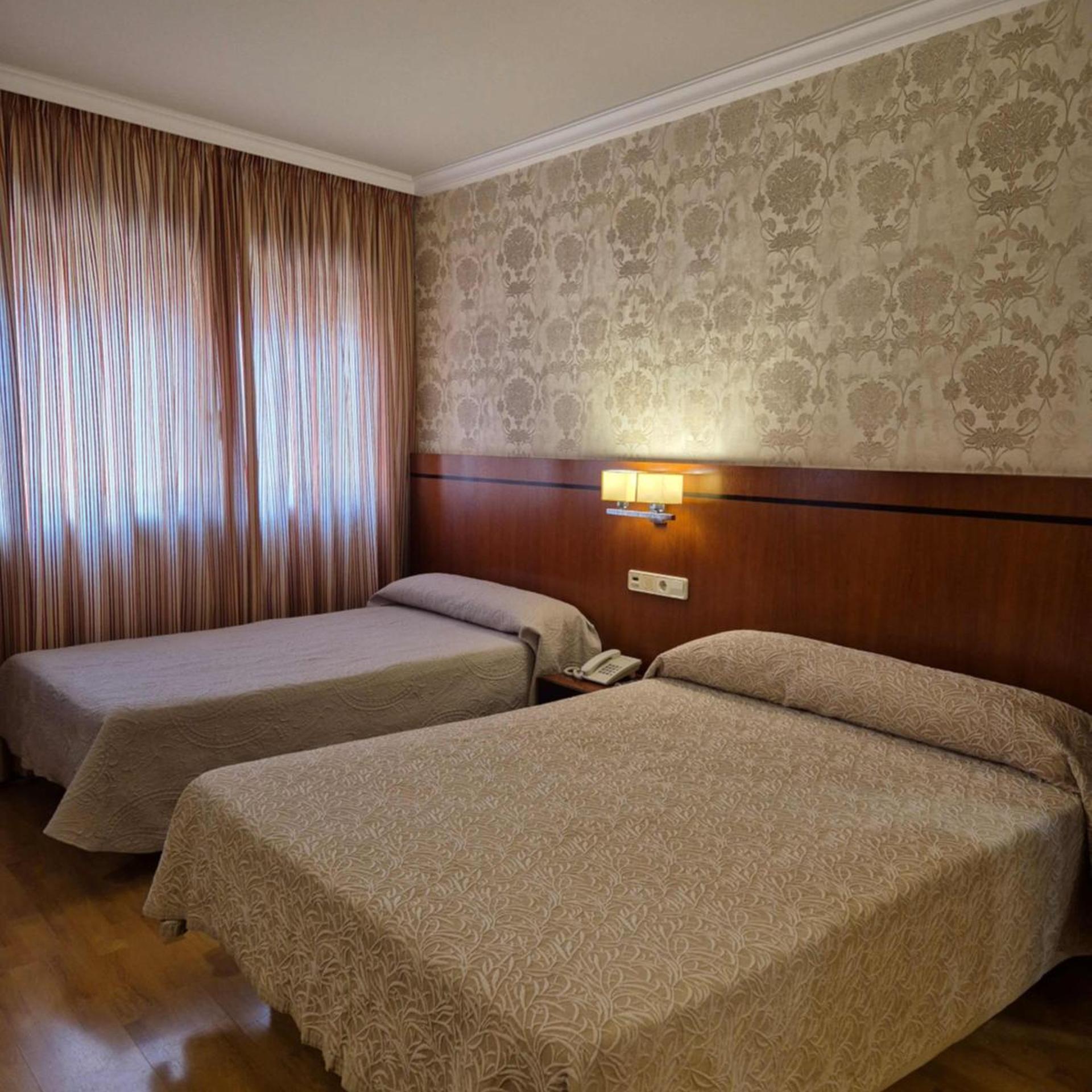 Hotel HHB Pontevedra Confort 27/58