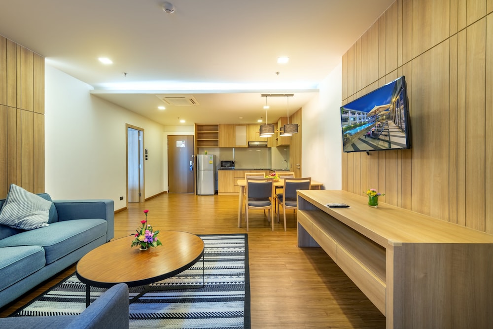 Plaai Prime Hotel (ex D Varee Diva Central Rayong) 47/71