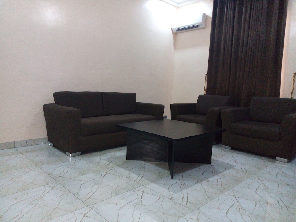 Bana Hotel & Suites 20/27