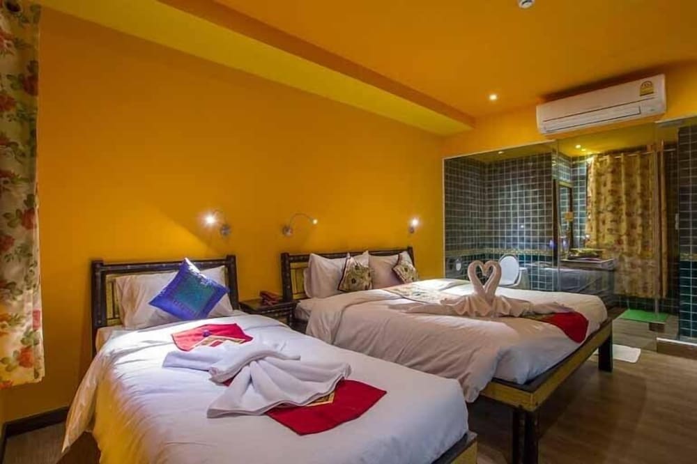 CHANGPUAK BOUTIQUE HOUSE 19/57