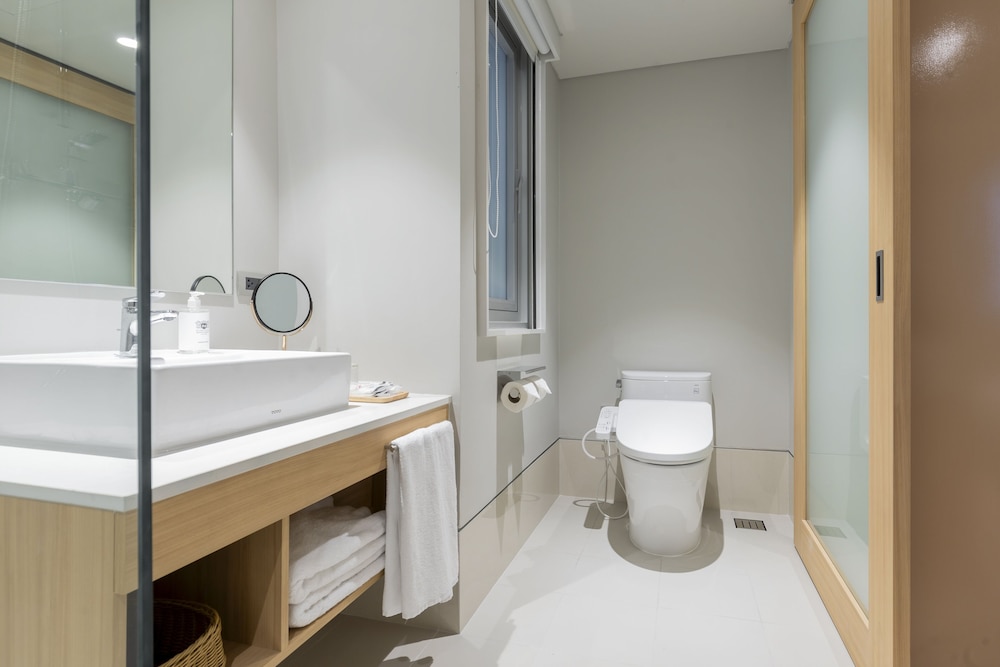 Nishitetsu Hotel Croom Bangkok Silom 45/50