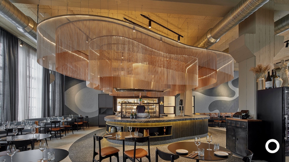 Grandi By Center Hotels 56/67