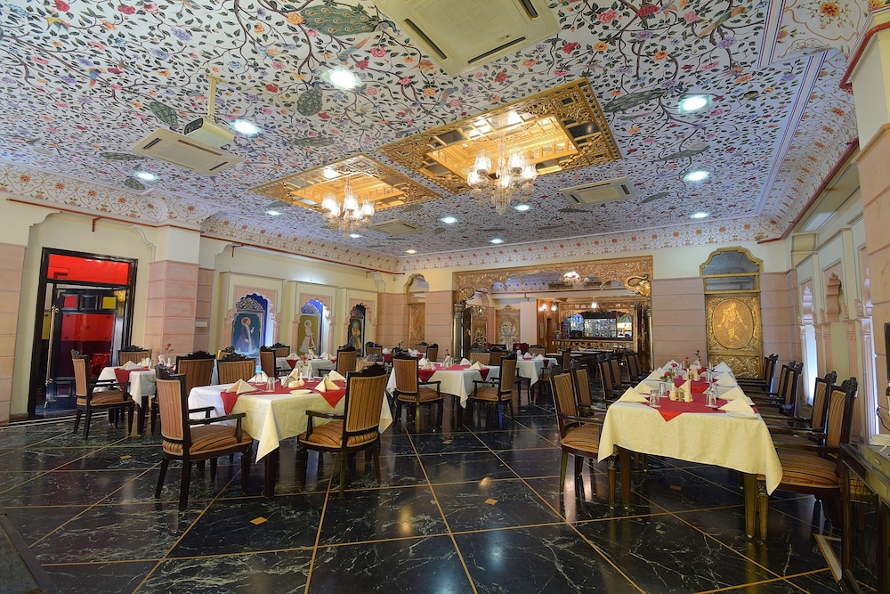 Umaid Mahal 50/66