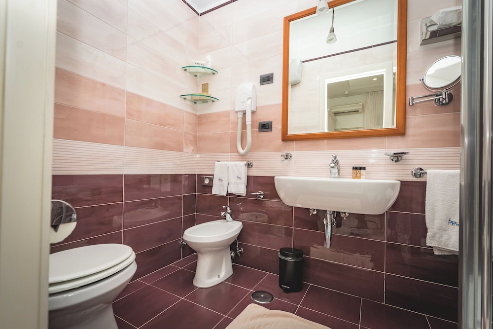 Hotel Residence San Pietro 65/67