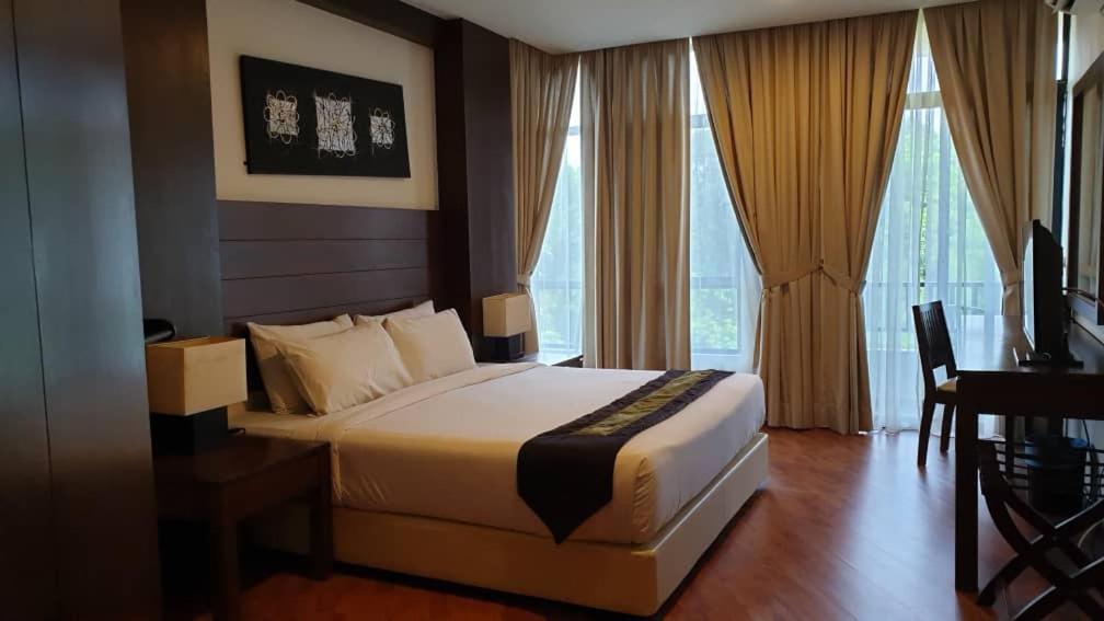 Samsuria Beach Resort & Residence 15/52