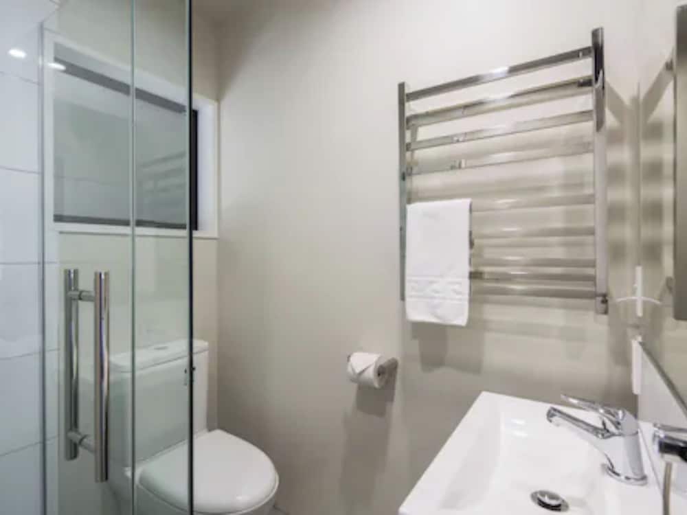 Abba Court Motel & Apartments 57/58