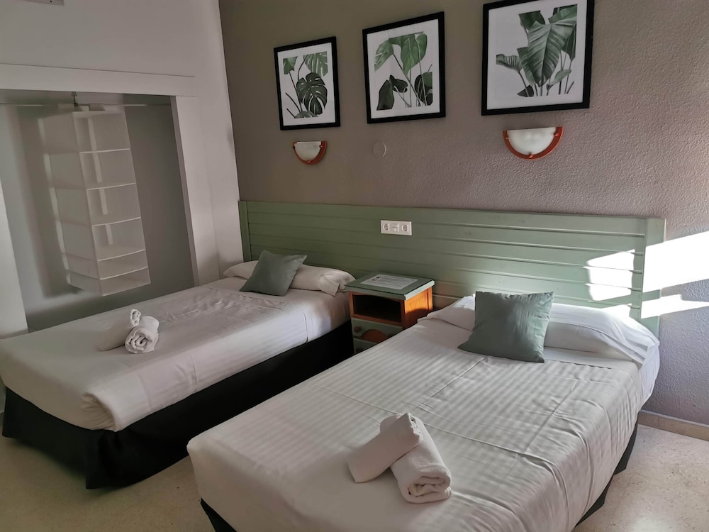 Hotel Costa Andaluza 33/48